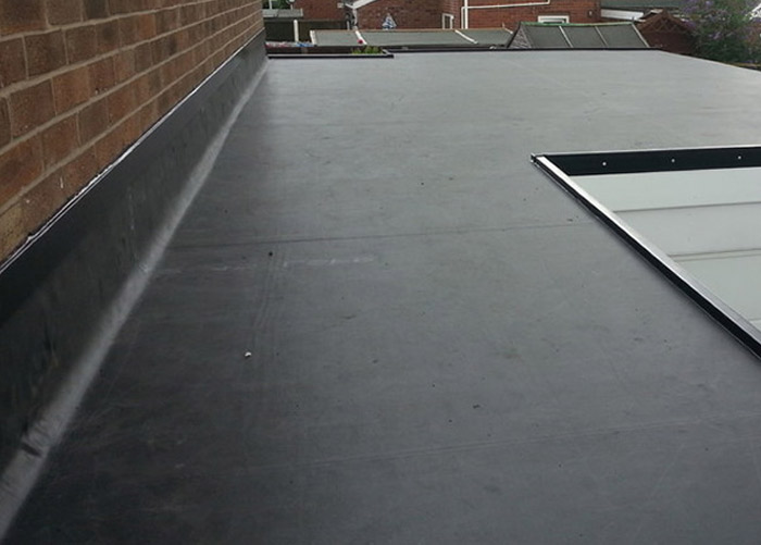Flat roof installation in Mobile, Alabama